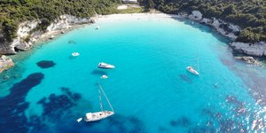 Βουτούμι: Αυτή είναι η πιο ωραία παραλία του Ιονίου