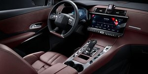 DS 7 Crossback E-Tense