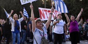 Αρνητές του κορωνοϊού 