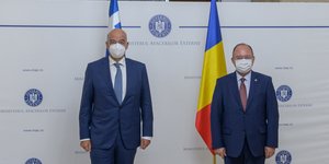 Νίκος Δένδιας και Μπογκντάν Αουρέσκου