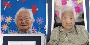 Οι Ουμένο Σουμιγιάμα (αριστερά) και Κούμε Κοντάμα με τα επίσημα πιστοποιητικά τους