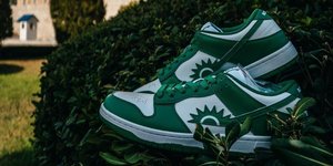 Τέλος τα παπούτσια ΜΠΑΣΟΚ