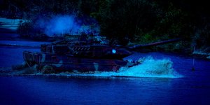 Ελληνικό τανκ κατά τη διάρκεια νυχτερινής άσκησης στον Έβρο