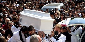 Φέρετρο του Mad Clip