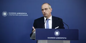 Ο Γιάννης Οικονόμου