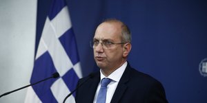 Γιάννης Οικονόμου