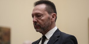 Στουρνάρας επιτόκια ΤτΕ