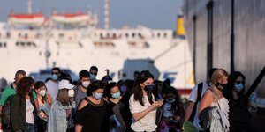 κοσμος πειραιας,