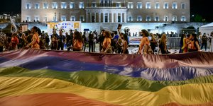 Εικόνα από το πρόσφατο Pride στην Αθήνα