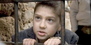 μικρος καγκελα 