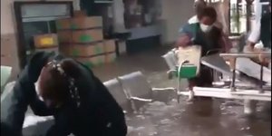 Πλημμύρες νοσοκομείο στο Μεξικό