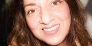 Χαμός με τη Σοφία Μουτίδου στα social media για το βίντεο με τους gay