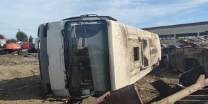 Συνελήφθησαν αλλοδαποί που έκλεβαν δημοτικά οχήματα για να τα «τεμαχίσουν»