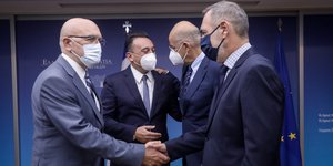 τελετή παράδοσης παραλαβής στο υπουργείο Εξωτερικών