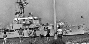 Ενα σκοτεινο δωματιο