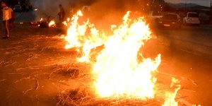 Διαμαρτυρία Ρομά σε δρόμο