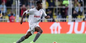 Ο Αγκιμπού Καμαρά