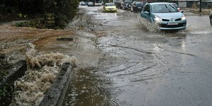 νερα βροχη ΙΧ