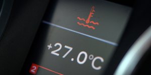 αυτοκίνητο θερμοκρασία