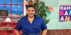 Η Δανάη Μπάρκα με Zara φόρεμα