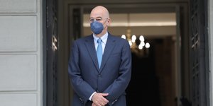 Δενδιας στην πορτα