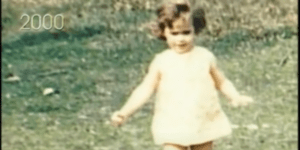 κορίτσι με φόρεμα