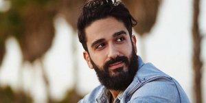 O Διονύσης Ατζαράκης