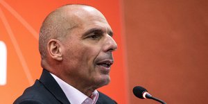 Γιάνης Βαρουφάκης