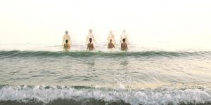 4 γυναίκες στην παραλία