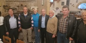 O πρώην πρωθυπουργός Κώστας Καραμανλής με την σύζυγό του στα Αμπελάκια Λάρισας