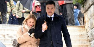 Τζένη Μπαλατσινού – Βασίλης Κικίλιας: Συνάντησαν τη Ναόμι Κάμπελ στο Παρίσι