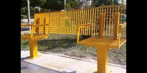 Παγκάκι για ΑμεΑ στην Ηλιούπολη