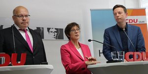 Πέτερ Αλτμάιερ, Ανεγκρέτ Κραμπ-Καρενμπάουερ, Τομπίας Χανς