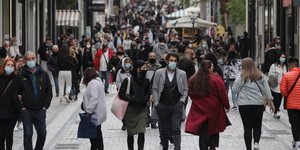 κορωνοϊός κόσμος στην Ερμού