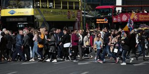 Πολίτες στο κέντρο της Αθήνας