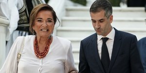 Ντόρα Μπακογιάννη με τον γιο της Κώστα