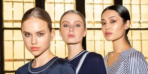 γυναίκες με μακιγιάζ 