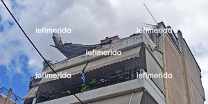 Το μπαλκόνι πολυκατοικίας που έπεσε στο Χαλάνδρι