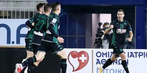 O Kαρλίτος σκόραρε για το 0-1 στο Περιστέρι