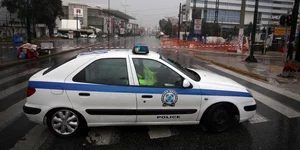 περιπολικό αστυνομία κακοκαιρία Πειραιώς