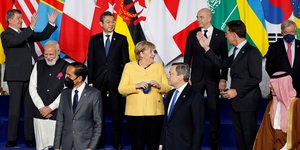 Η Άνγκελα Μέρκελ στην τελευταία αναμνηστική φωτογραφία σε σύνοδο G20