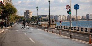 Αδειος δρόμος στη Θεσσαλονίκη