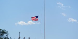 ΗΠΑ-Βόρεια Κορέα: Ο Αμερικανός απεσταλμένος καλεί τη Βόρεια Κορέα να σταματήσει τις "προκλήσεις" και να δεχθεί την πρόταση για συνομιλίες	