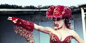 έκθεση Τhierry Mugler