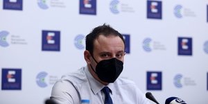 Ο Γκίκας Μαγιορκίνης κατά την ενημέρωση για την πορεία της πανδημίας του κορωνοϊού