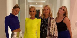 Εντυπωσίασαν η Ολυμπία και η Μαρί Σανταλ στο γαμήλιο πάρτι της Πάρις Χίλτον