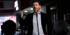 Ο Νίκος Ανδρουλάκης σε συγκέντρωση υποστηρικτών του