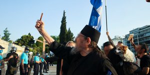 Αντιεμβολιαστές στο Σύνταγμα