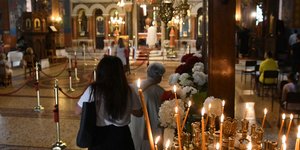 Πιστοί σε εκκλησία