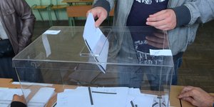 Στήνονται ξανά κάλπες στη Βουλγαρία